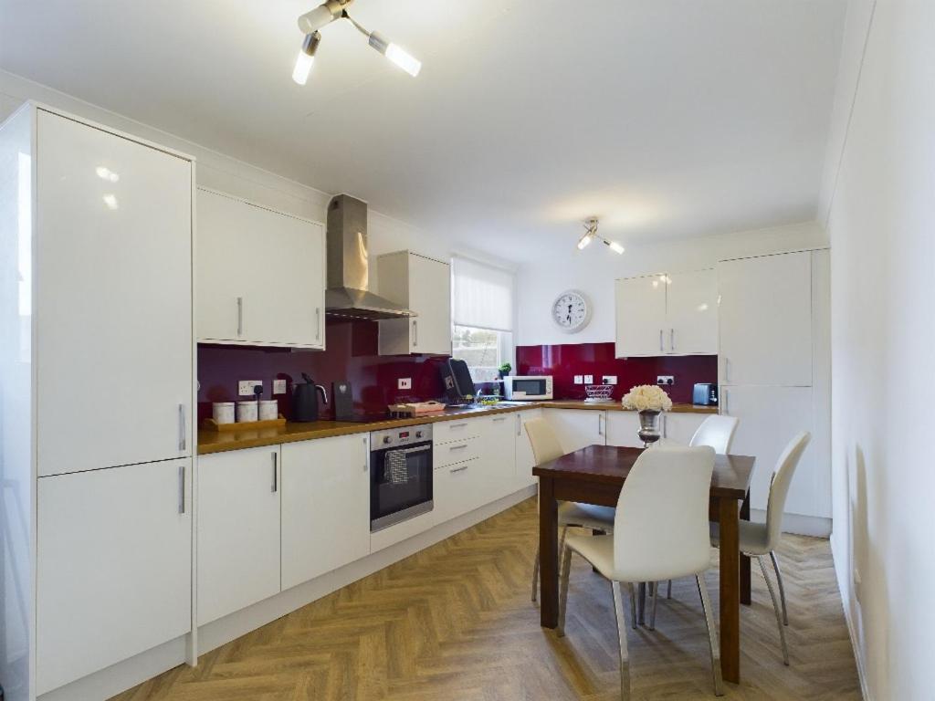 North Bridge Apartment Хоик Экстерьер фото